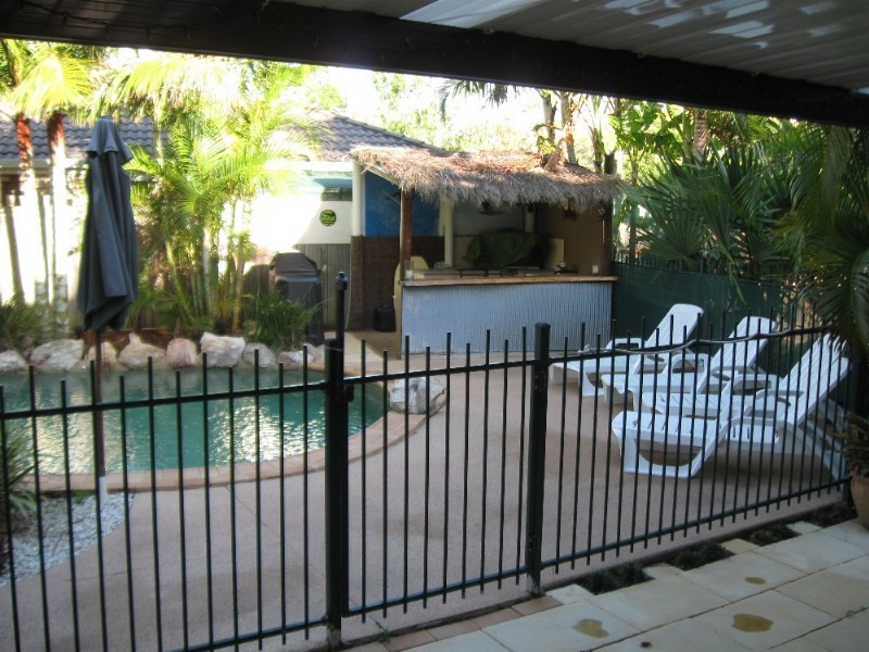 1 Glenwood Court, Birkdale QLD 4159