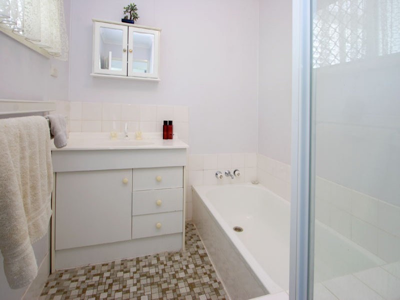 25 Myra Street, Birkdale QLD 4159