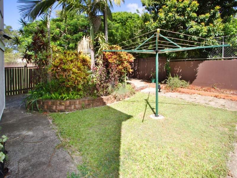 25 Myra Street, Birkdale QLD 4159