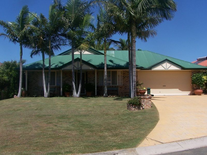 12 Edwardson Court, Birkdale QLD 4159