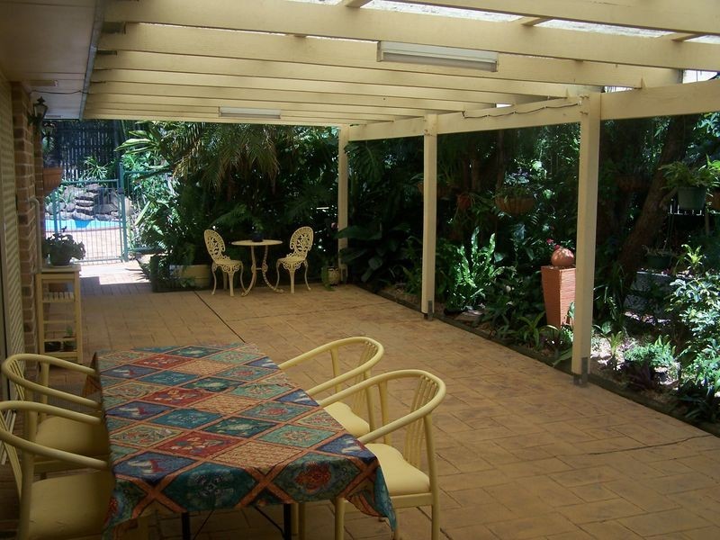 12 Edwardson Court, Birkdale QLD 4159