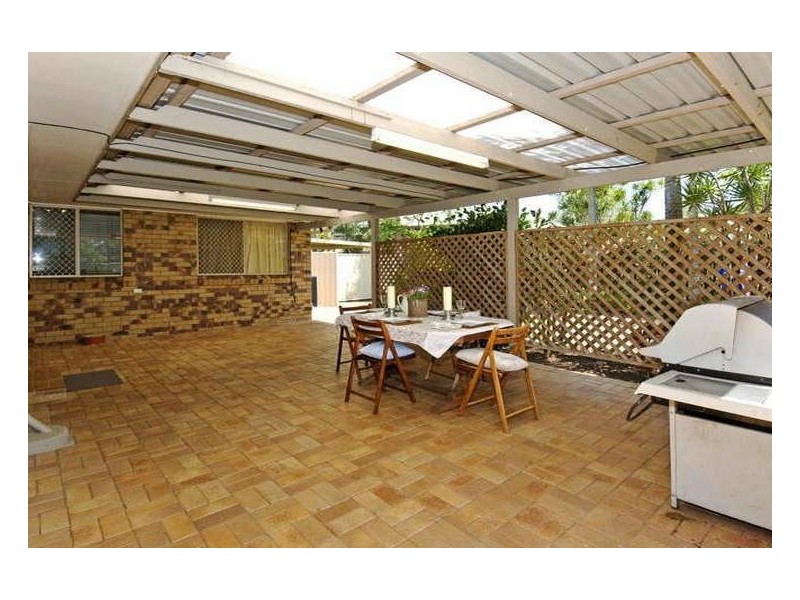 30 Sylvania Street, Wellington Point QLD 4160