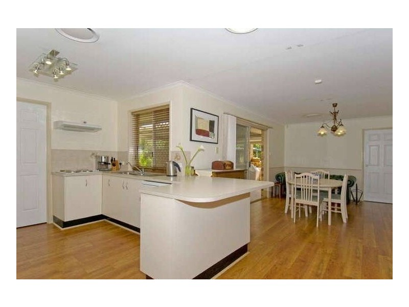 30 Sylvania Street, Wellington Point QLD 4160