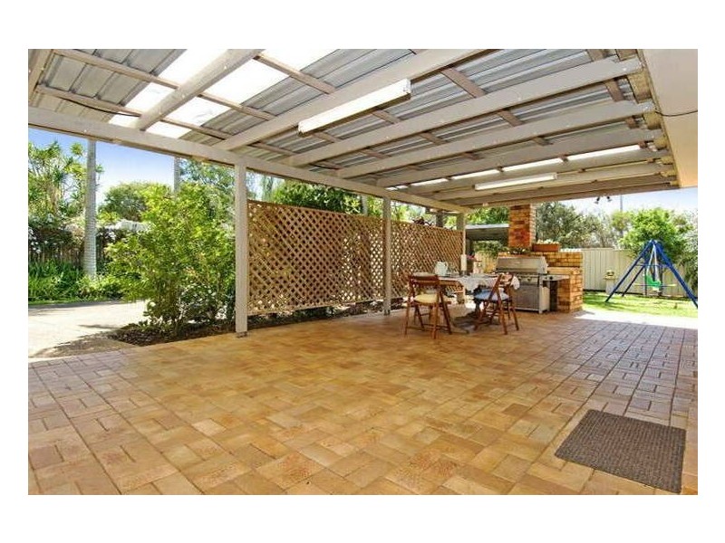 30 Sylvania Street, Wellington Point QLD 4160