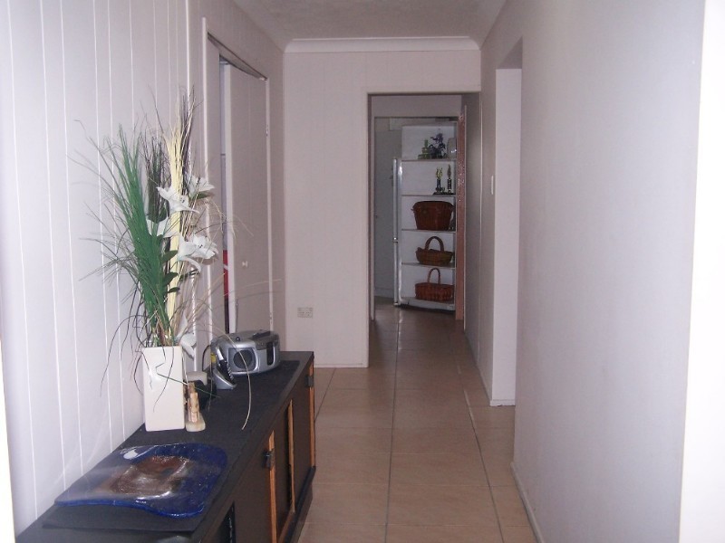 4 Cumberland Drive, Alexandra Hills QLD 4161