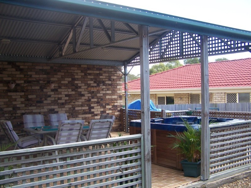 16 Walnut Court, Birkdale QLD 4159