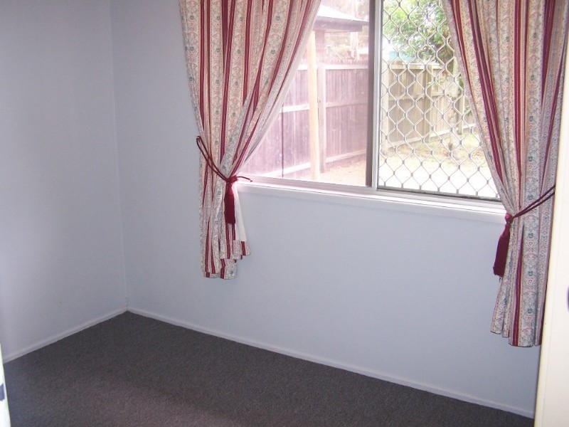12 Hugh Street, Thorneside QLD 4158