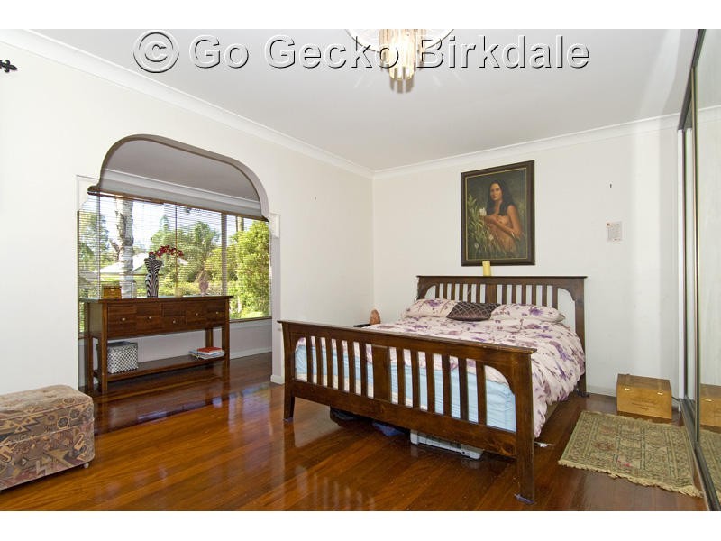 3 Collingwood Road, Birkdale QLD 4159