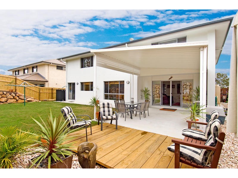 10 Lachlan Drive, Wakerley QLD 4154