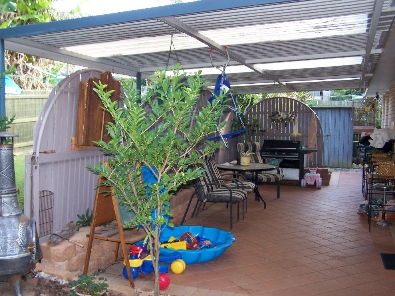 17 Blaxland Street, Capalaba QLD 4157