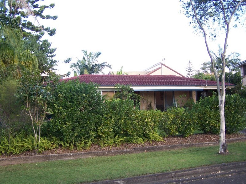 17 Blaxland Street, Capalaba QLD 4157