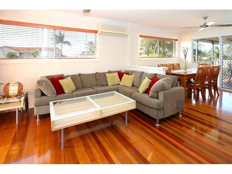 8 Makena Crescent, Birkdale QLD 4159