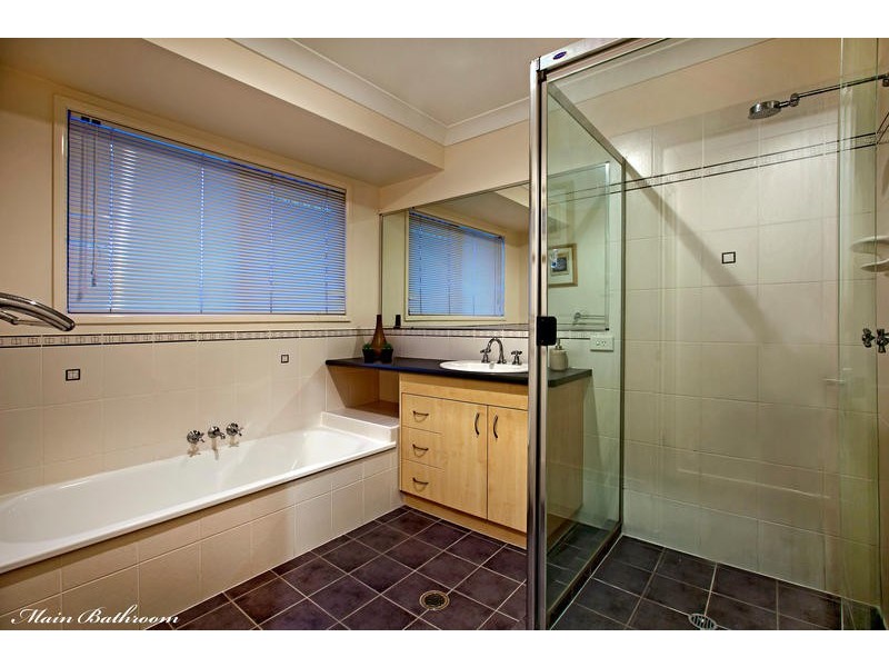 3 Corey Close, Wellington Point QLD 4160