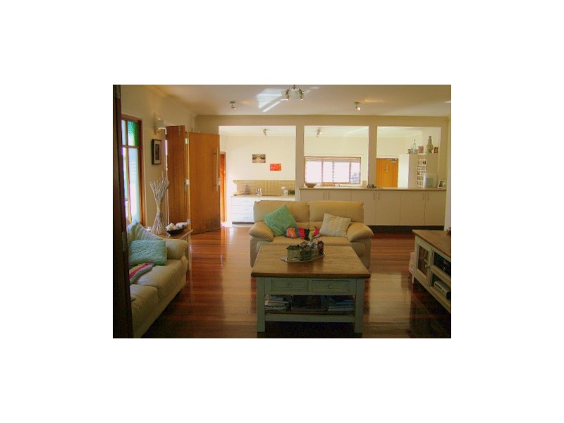 94 Queens Esplanade, Thorneside QLD 4158