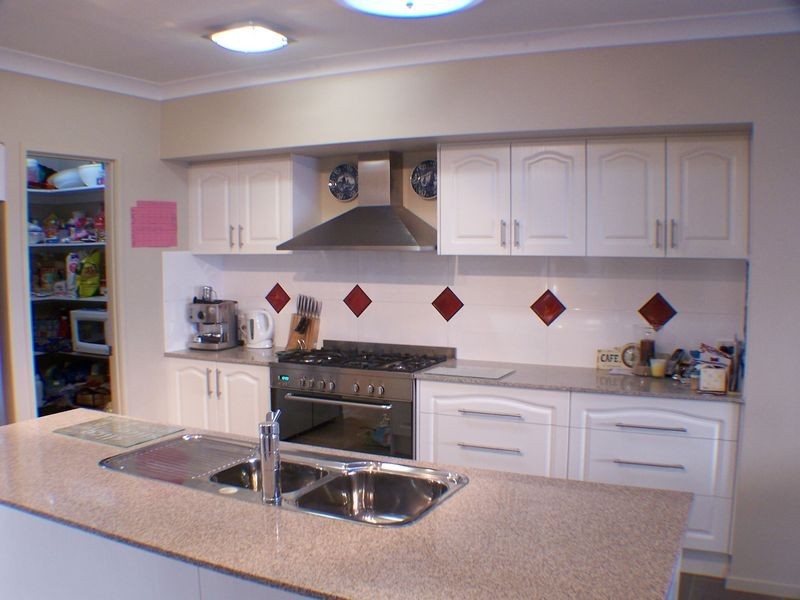29 Hoskins Drive, Wellington Point QLD 4160