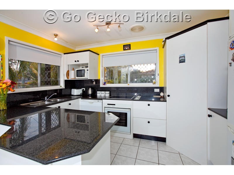 10 Surman Street, Birkdale QLD 4159