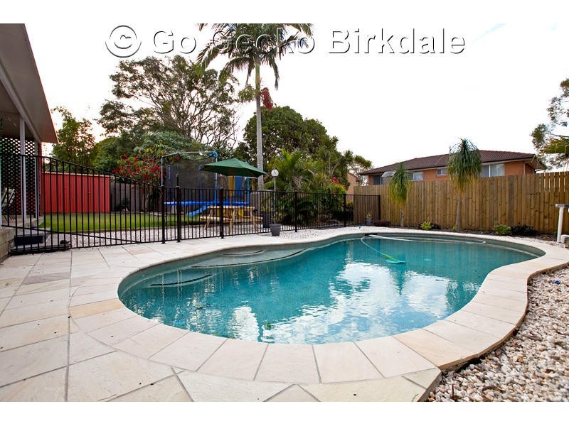 10 Surman Street, Birkdale QLD 4159