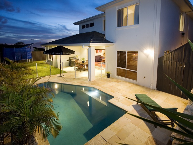 34 Balgowlah Street, Wakerley QLD 4154