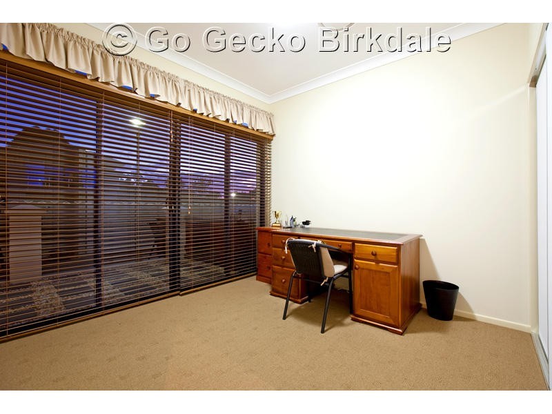 16 Baychester Place, Wakerley QLD 4154