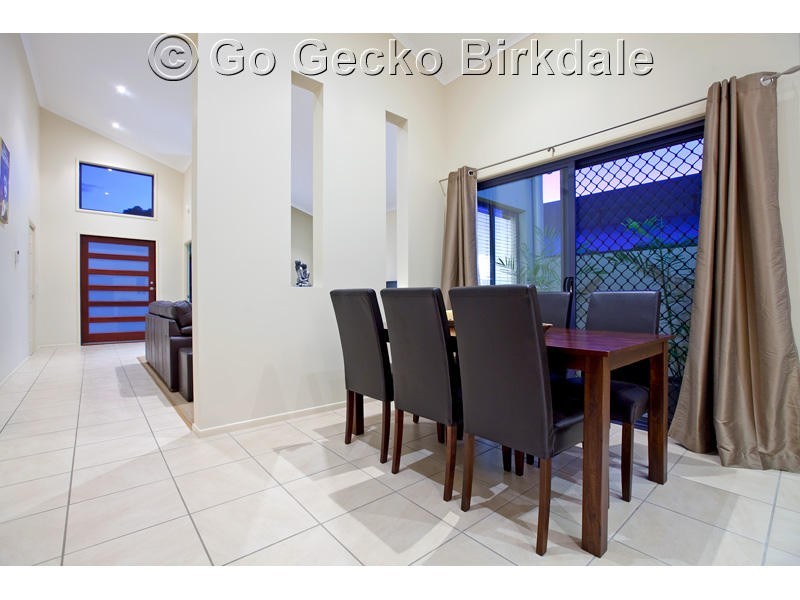 16 Baychester Place, Wakerley QLD 4154