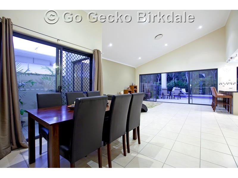 16 Baychester Place, Wakerley QLD 4154