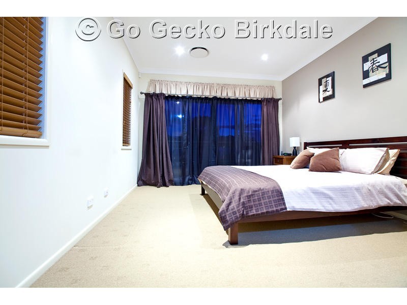 16 Baychester Place, Wakerley QLD 4154