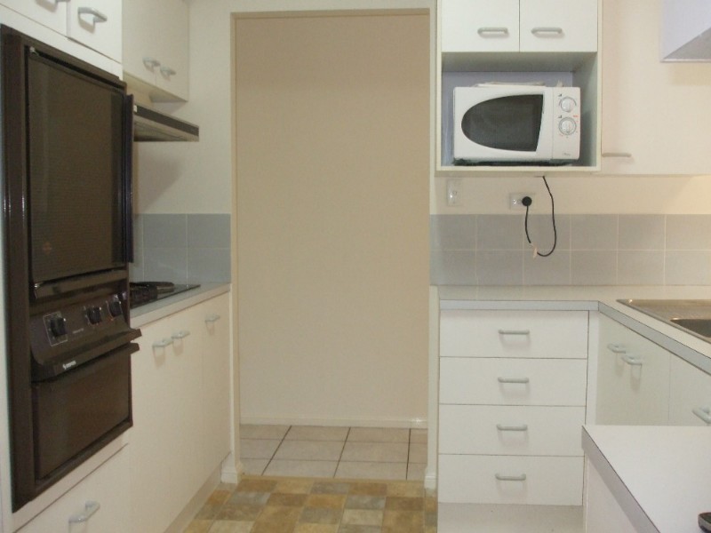 111 Macquarie Street, Capalaba QLD 4157