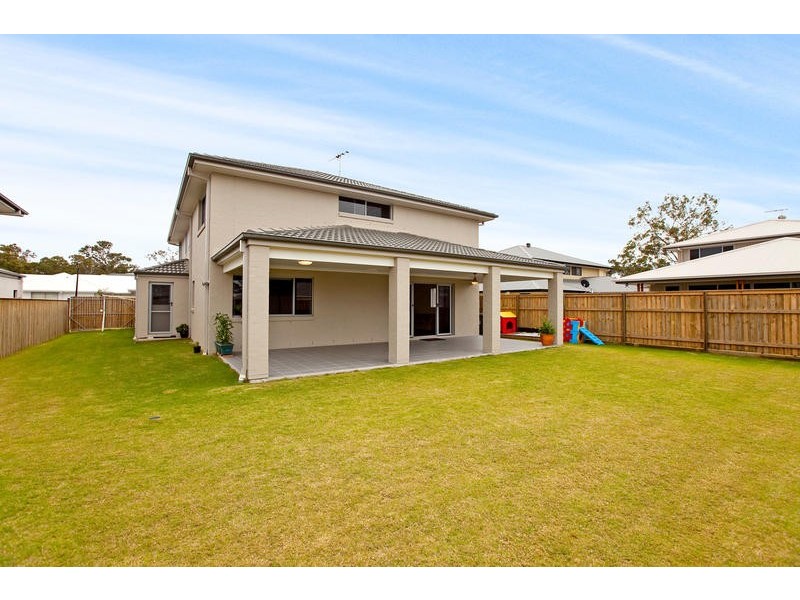 38 Red Gum Crescent, Wakerley QLD 4154