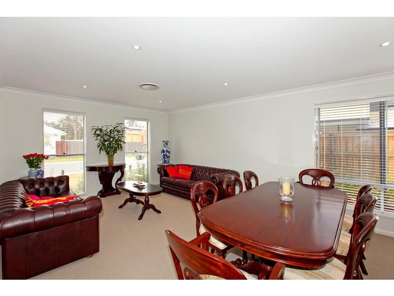 38 Red Gum Crescent, Wakerley QLD 4154