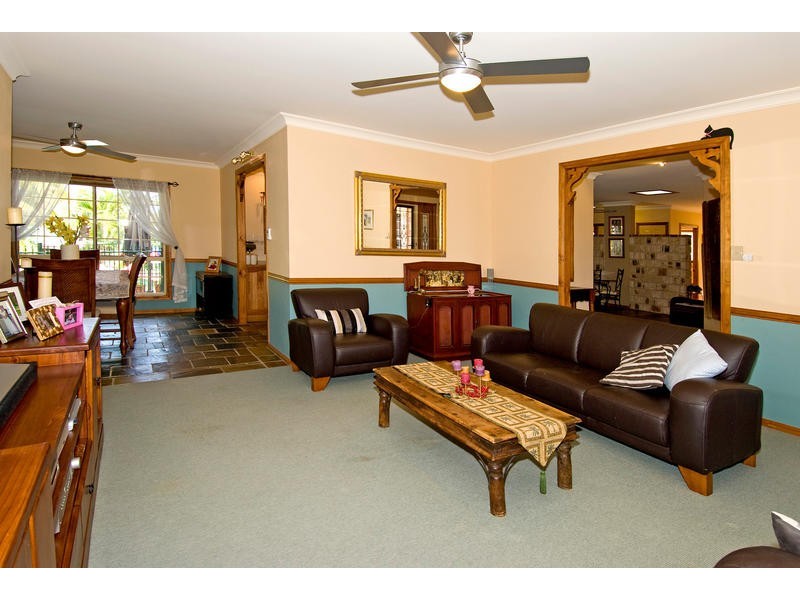 18 Queensbury Court, Wellington Point QLD 4160