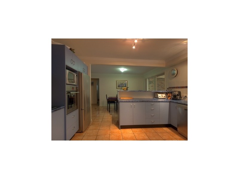 11 Creswick Place, Birkdale QLD 4159