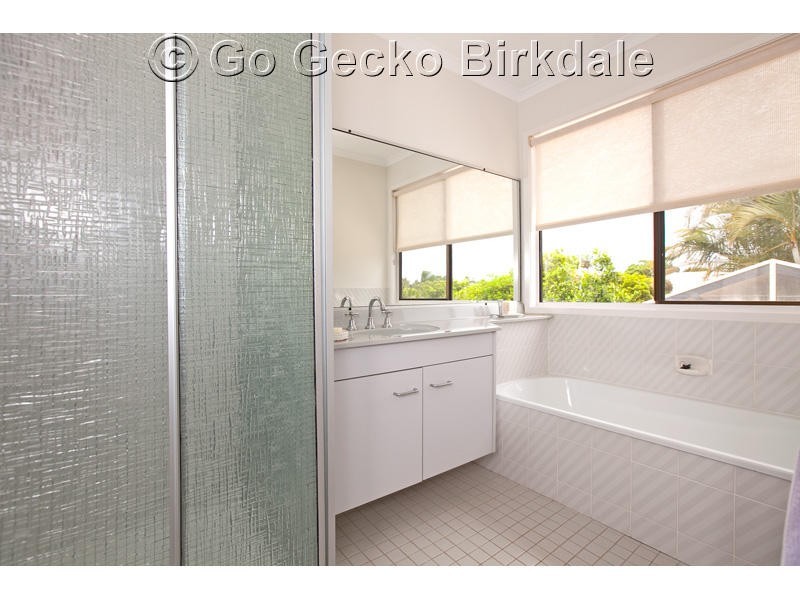 9 Colette Street, Wakerley QLD 4154