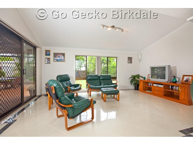 9 Colette Street, Wakerley QLD 4154