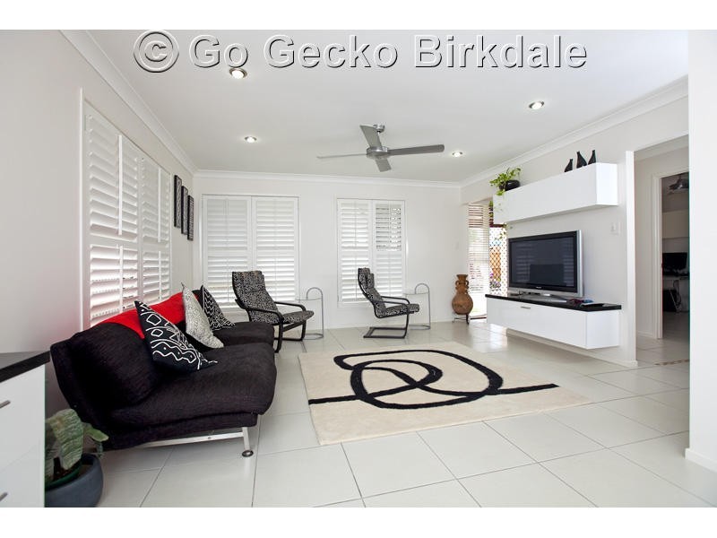 64 Wellington Street, Ormiston QLD 4160