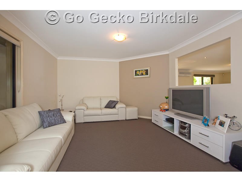 16 Underwood Street, Wakerley QLD 4154