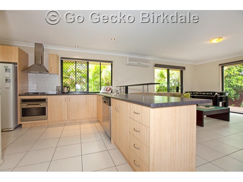 16 Underwood Street, Wakerley QLD 4154