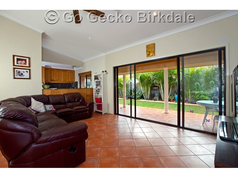 27 Juanita Street, Birkdale QLD 4159