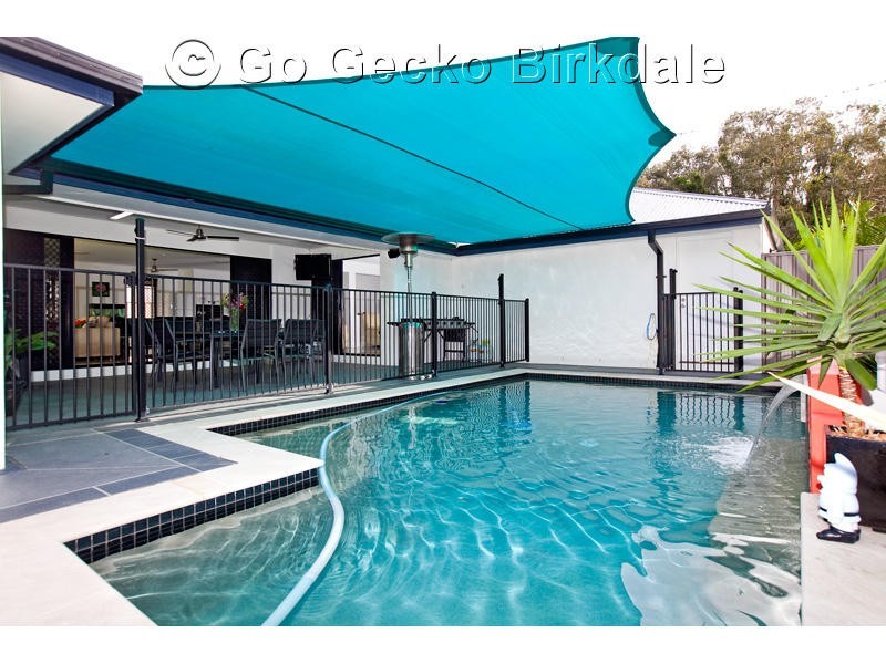 42 Lachlan Drive, Wakerley QLD 4154