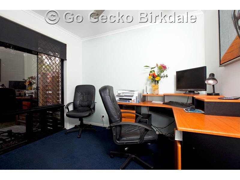 42 Lachlan Drive, Wakerley QLD 4154