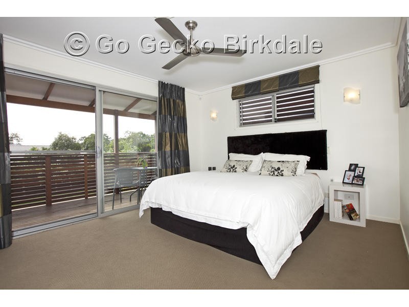 8 Habitat Drive, Wakerley QLD 4154