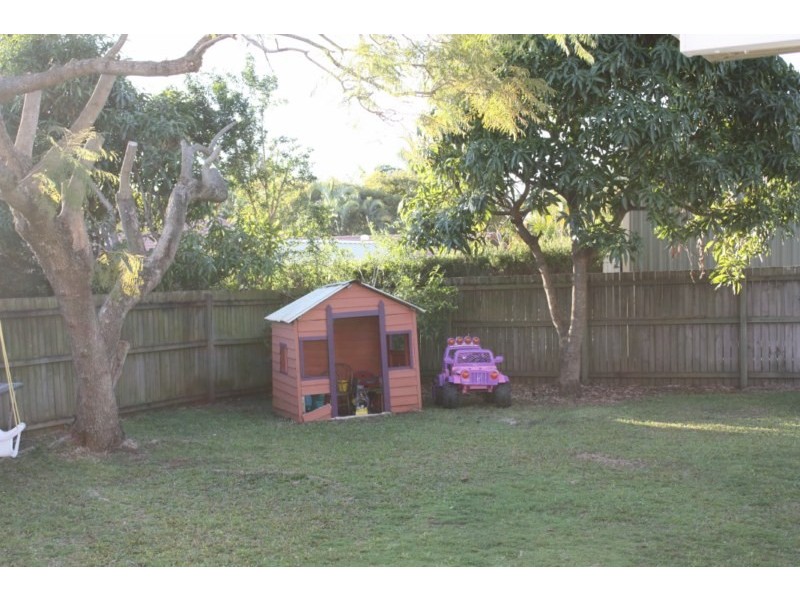 32 Skinner Avenue, Wellington Point QLD 4160