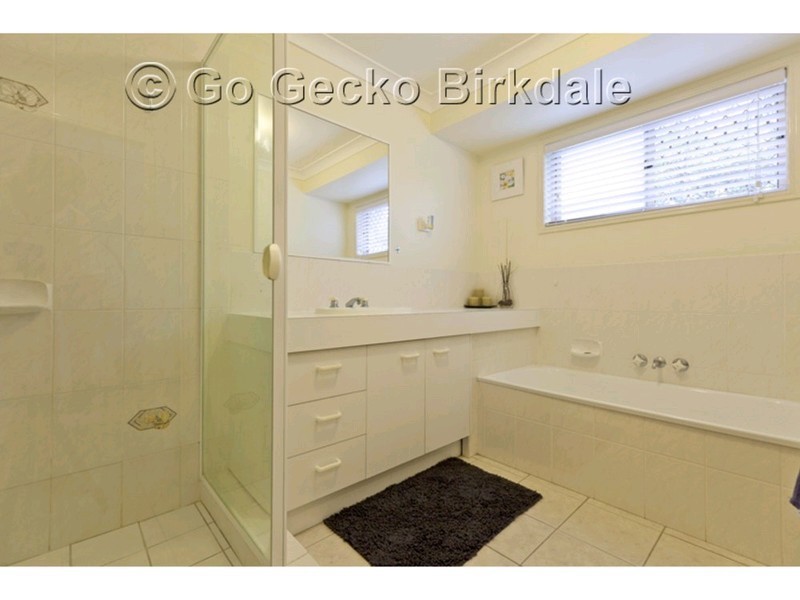 10 Riley Drive, Capalaba QLD 4157