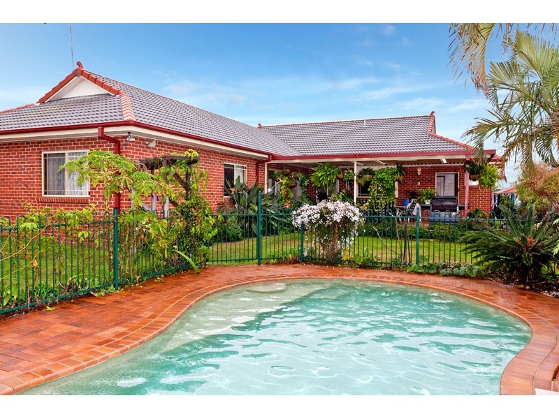 24 Queensbury Court, Wellington Point QLD 4160