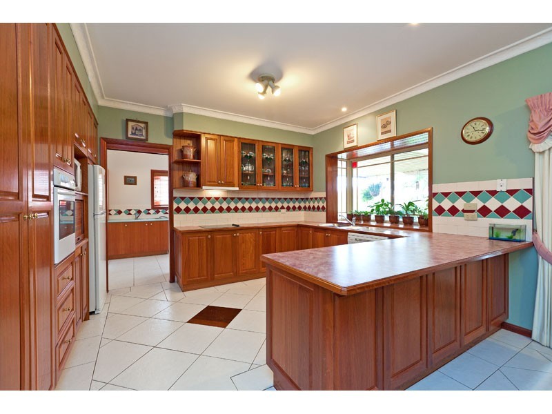 24 Queensbury Court, Wellington Point QLD 4160