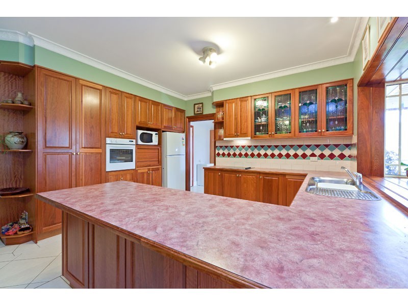 24 Queensbury Court, Wellington Point QLD 4160