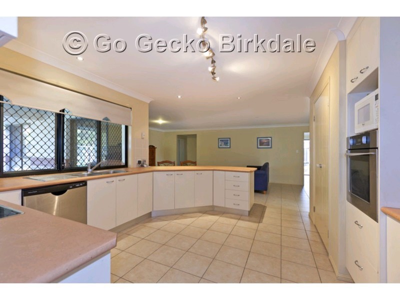 14 Luigina Close, Wakerley QLD 4154