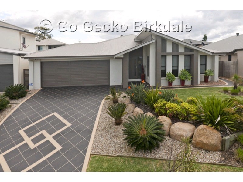 1 Nursery Place, Wakerley QLD 4154