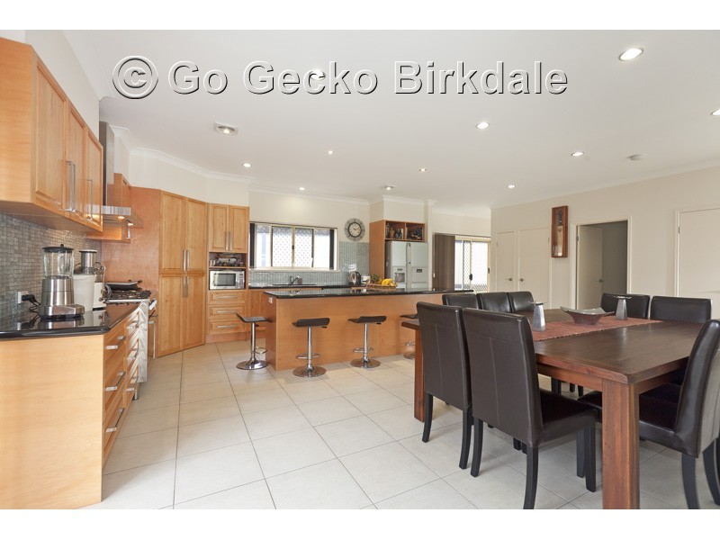 9 McDonald Road, Wellington Point QLD 4160