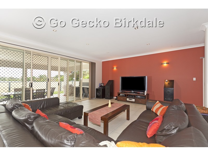 9 McDonald Road, Wellington Point QLD 4160