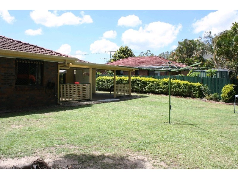 35 Pinewood Street, Capalaba QLD 4157